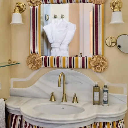 Cristine Bedfor Boutique 马拉加