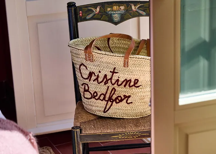 Cristine Bedfor 4*